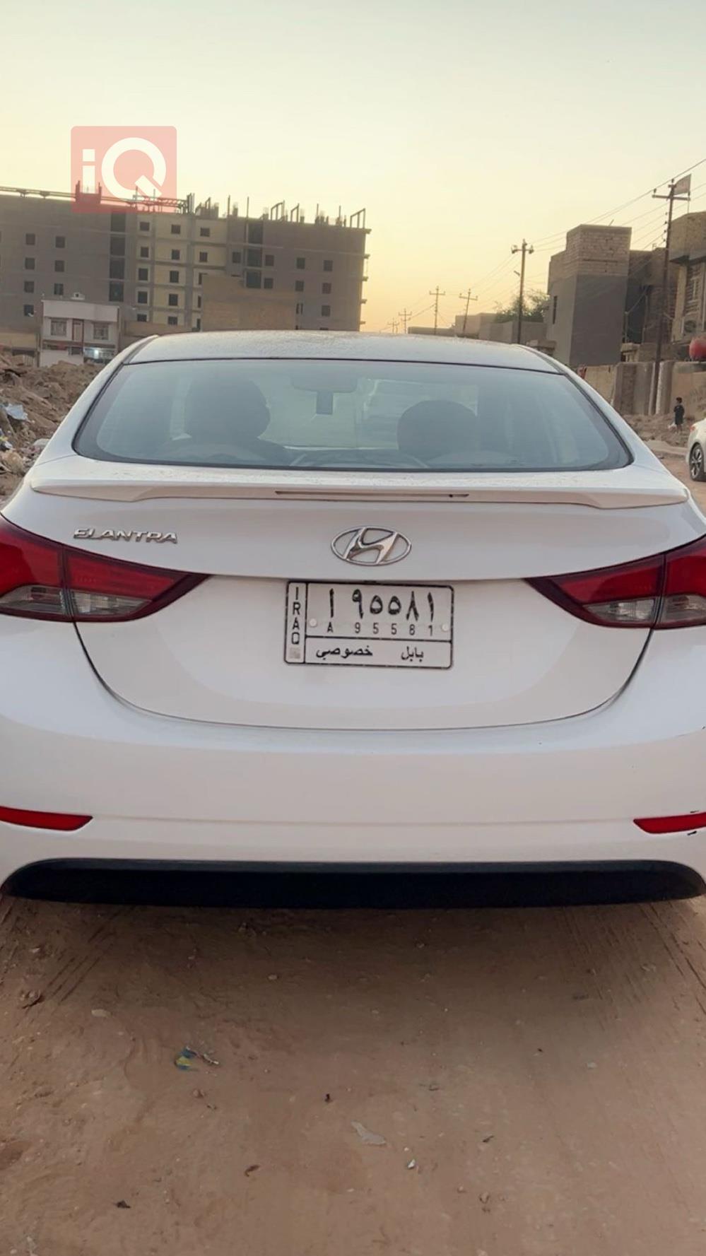 Hyundai Elantra